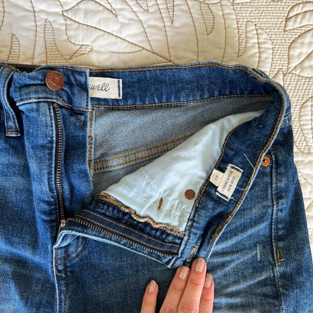 Madewell High Waisted Shorts size 28" - Picture 2 of 3